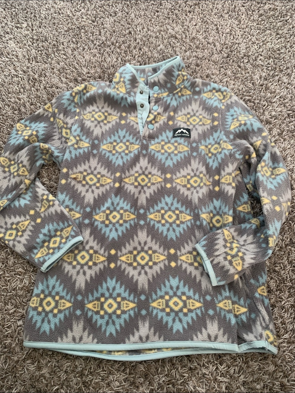 Women’s Grey Aztec-Print Fleece Pullover Hoodie